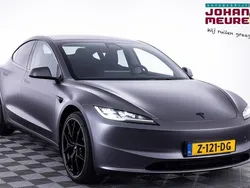 Grijs Gebruikt 2024 Tesla Model 3 Long Range Sedan | € 44.900