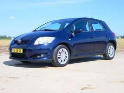 Blauw Gebruikt 2007 Toyota Auris Sol Hatchback | € 6.250 (Eerlijke prijs)
