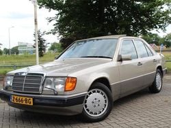 Gebruikt 1990 Mercedes E260 Sedan | € 8.750
