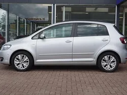 Grijs, metallic lak Gebruikt 2013 VW Golf Plus Highline MPV | € 9.950 (Iets duurder)