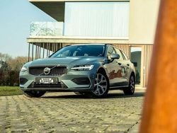 Grijs Gebruikt 2022 Volvo V60 Inscription Stationwagen | € 32.950 (Goede deal)