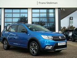 Blauw Gebruikt 2020 Dacia Logan MCV Stepway MPV | € 13.900 (Goede deal)
