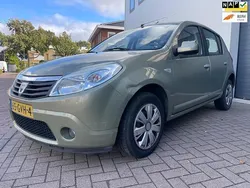 Beige Gebruikt 2008 Dacia Sandero Lauréate Hatchback | € 1.095 (Super prijs)