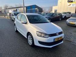 Wit Gebruikt 2014 VW Polo Edition Hatchback | € 6.999 (Goede deal)