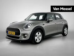 Grijs Gebruikt 2019 Mini Cooper Business Hatchback | € 16.900 (Eerlijke prijs)