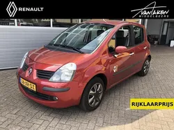 Rouge de feu Gebruikt 2007 Renault Modus Exception MPV | € 4.450 (Iets duurder)