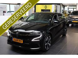 Zwart Gebruikt 2024 Renault Megane E-Tech Techno Hatchback | € 32.750 (Duur)