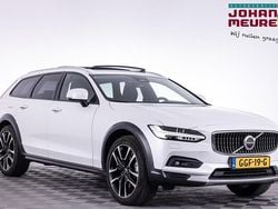 Wit Gebruikt 2023 Volvo V90 CC Pro Stationwagen | € 49.990