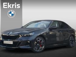 Grijs (metallic) Gebruikt 2025 BMW 530e M Sport Stationwagen | € 87.950