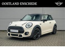 Pepper white (licht wit) Gebruikt 2021 Mini Cooper Hatchback | € 24.500 (Eerlijke prijs)