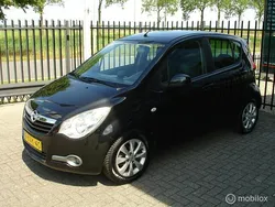 Zwart Gebruikt 2013 Opel Agila Edition Hatchback | € 6.250 (Eerlijke prijs)