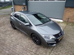 Grijs Gebruikt 2015 Honda Civic Sport Hatchback | € 5.950 (Goede deal)