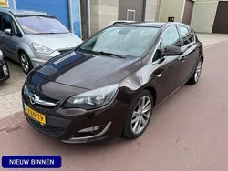 Bruin Gebruikt 2013 Opel Astra Sport Hatchback | € 3.250 (Super prijs)