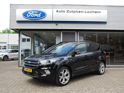 Zwart Gebruikt 2018 Ford Kuga ST-Line SUV | € 18.940 (Eerlijke prijs)