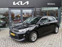 Zwart Gebruikt 2018 Kia Rio Hatchback | € 13.385 (Eerlijke prijs)