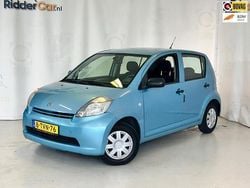 Blauw Gebruikt 2007 Daihatsu Sirion Hatchback | € 1.699 (Eerlijke prijs)