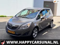 Bruin, metallic lak Gebruikt 2011 Opel Meriva Edition MPV | € 3.850 (Goede deal)
