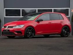 Rood Gebruikt 2017 VW Golf VII R Hatchback | € 27.950 (Eerlijke prijs)