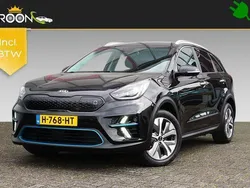 Zwart, metallic lak Gebruikt 2020 Kia e-Niro SUV | € 21.900 (Super prijs)