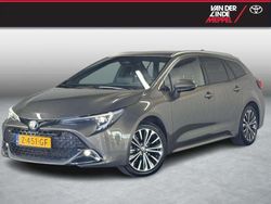 Groen, metallic lak Gebruikt 2024 Toyota Corolla Stationwagen | € 33.450 (Duur)