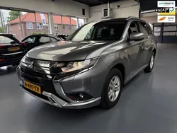Grijs Gebruikt 2020 Mitsubishi Outlander SUV | € 20.900 (Super prijs)
