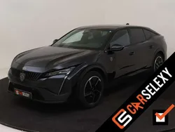 Zwart, metallic lak Gebruikt 2024 Peugeot 408 GTi Sedan | € 34.995 (Eerlijke prijs)