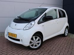 Wit Gebruikt 2016 Peugeot iON Active Hatchback | € 6.900