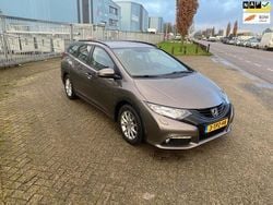 Bruin Gebruikt 2014 Honda Civic Sport Stationwagen | € 6.500 (Eerlijke prijs)