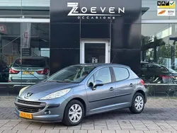 Grijs, metallic lak Gebruikt 2008 Peugeot 207 Hatchback | € 3.995 (Iets duurder)