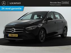 Zwart Gebruikt 2020 Mercedes B180 Advantage MPV | € 25.945 (Eerlijke prijs)