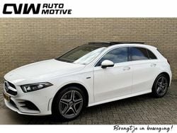 Wit Gebruikt 2020 Mercedes A250 Business Hatchback | € 24.900 (Eerlijke prijs)