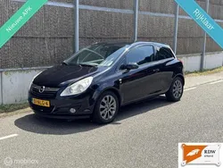 Zwart Gebruikt 2010 Opel Corsa Edition Hatchback | € 2.999 (Eerlijke prijs)