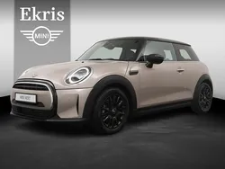 Grijs Gebruikt 2023 Mini Cooper Classic Hatchback | € 27.450