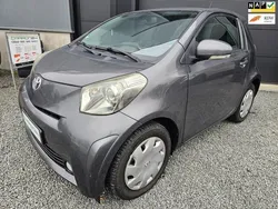 Grijs Gebruikt 2009 Toyota iQ Hatchback | € 5.740 (Iets duurder)