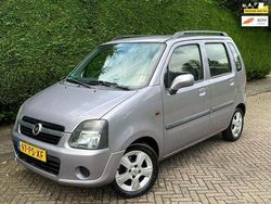 Paars Gebruikt 2004 Opel Agila Hatchback | € 1.150 (Eerlijke prijs)