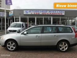 Grijs, andere lak Gebruikt 2008 Volvo V70 Kinetic Stationwagen | € 6.950