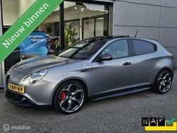 Grijs Gebruikt 2014 Alfa Romeo Giulietta Quadrifoglio Verde Hatchback | € 13.995 (Eerlijke prijs)