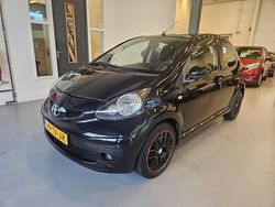 Zwart Gebruikt 2007 Toyota Aygo Sport Hatchback | € 1.995 (Eerlijke prijs)