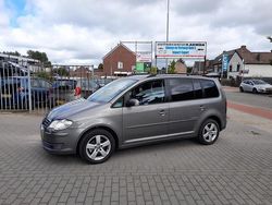 Grijs Gebruikt 2009 VW Touran Comfortline MPV | € 4.595 (Eerlijke prijs)