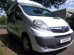 Wit Gebruikt 2010 Opel Vivaro Van | € 22.500