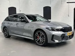 Grijs Gebruikt 2022 BMW 330e Stationwagen | € 46.950 (Duur)