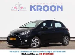 Zwart Gebruikt 2017 Toyota Yaris Trend Hatchback | € 13.900 (Goede deal)