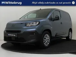 Blauw Gebruikt 2025 Fiat e-Doblò MPV | € 24.925