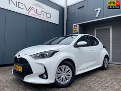Wit Gebruikt 2023 Toyota Yaris Hybrid Business Edition Hatchback | € 21.950 (Goede deal)