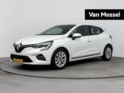 Wit Gebruikt 2020 Renault Clio V Intens Hatchback | € 15.235 (Eerlijke prijs)