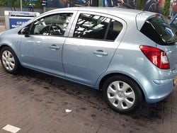 Zwart Gebruikt 2008 Opel Corsa Enjoy MPV | € 1.500 (Goede deal)