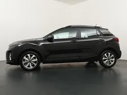 Zwart Gebruikt 2023 Kia Stonic 2 SUV | € 22.450 (Eerlijke prijs)