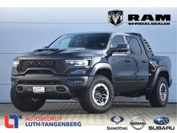 Zwart Nieuw 2024 Dodge Ram Pickup | € 137.950