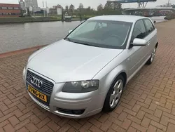 Grijs Gebruikt 2003 Audi A3 Ambition Hatchback | € 2.250 (Eerlijke prijs)