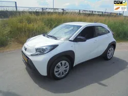 Wit Gebruikt 2022 Toyota Aygo Play Hatchback | € 14.999 (Goede deal)